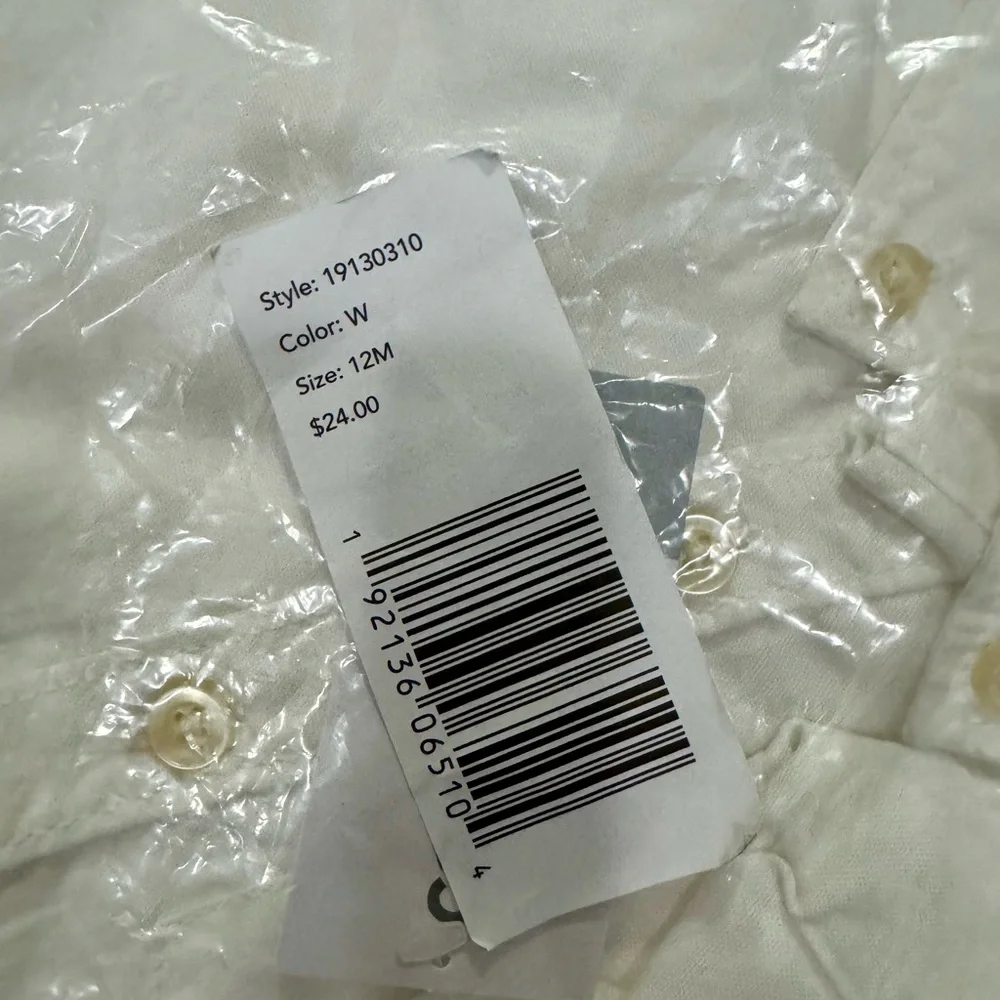 Carter’s Baby‎ White Oxford Bodysuit 12 Months Button Front NWT